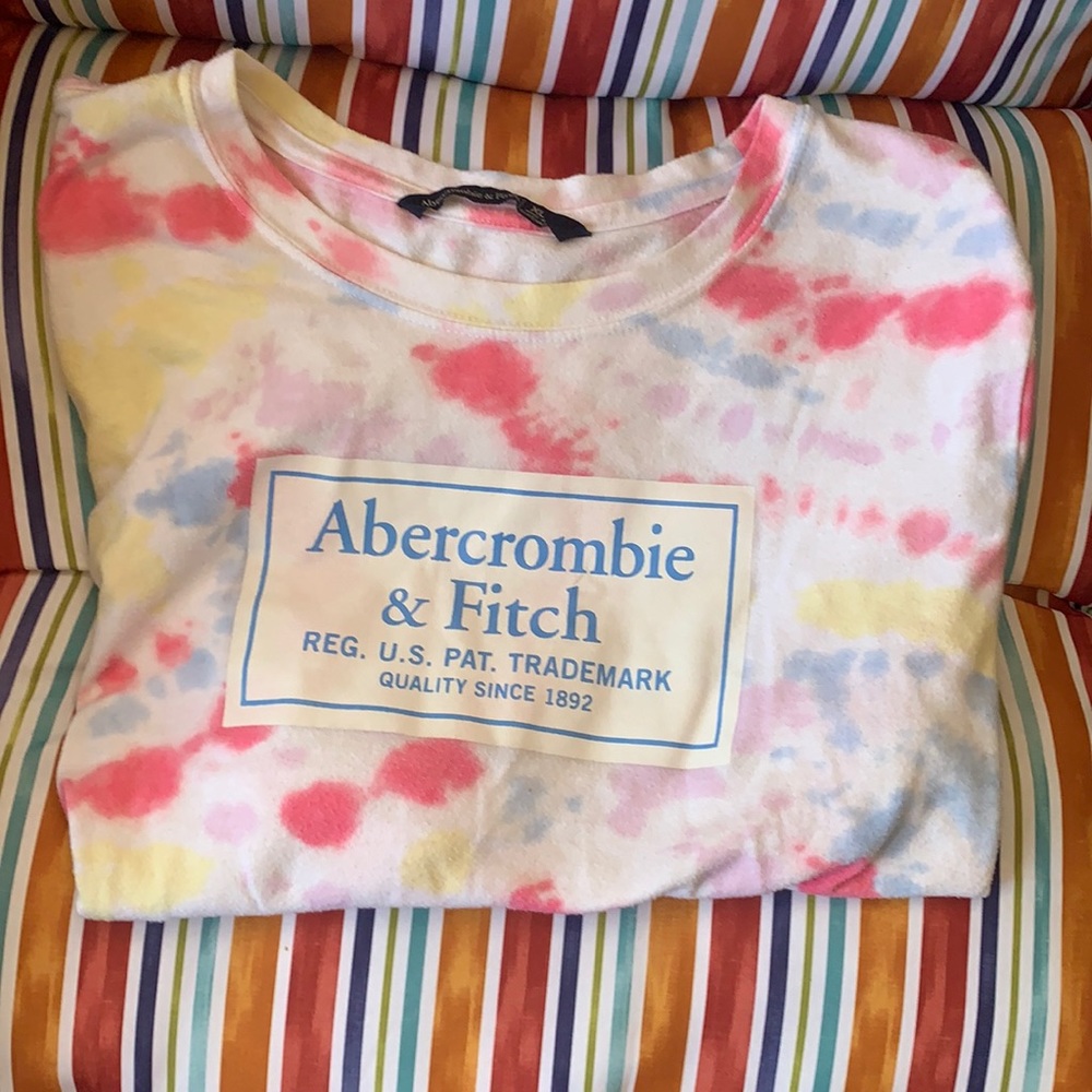 Abercrombie and Fitch crop tee